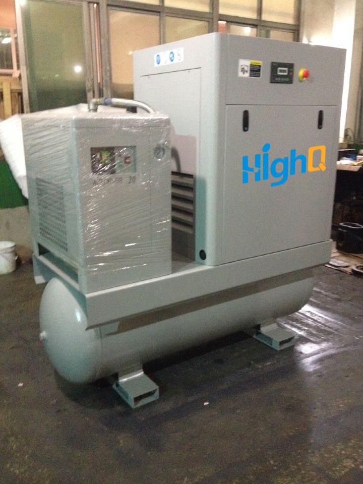 Kompaktne pööratav kruvikompressor 15kW 2,4m3 / min